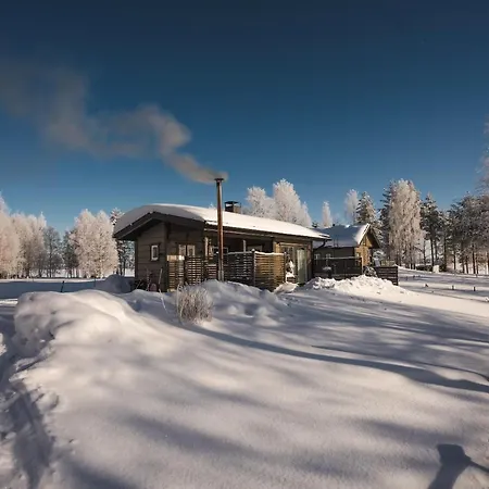 Luxury Aurora Glass Igloo, Hot Tub & Sauna シャレー *