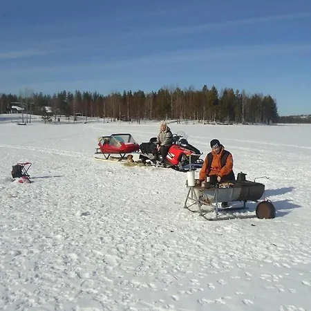 Luxury Aurora Glass Igloo, Hot Tub & Sauna