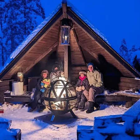 Luxury Aurora Glass Igloo, Hot Tub & Sauna