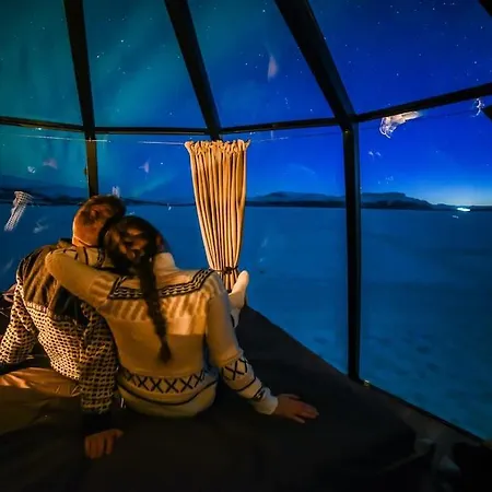 Luxury Aurora Glass Igloo, Hot Tub & Sauna