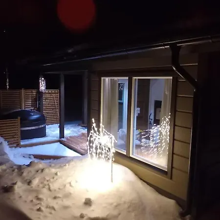 Luxury Aurora Glass Igloo, Hot Tub & Sauna