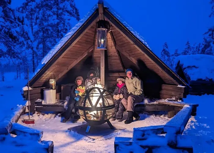 Luxury Aurora Glass Igloo, Hot Tub & Sauna