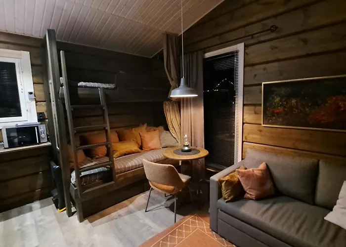 Luxury Aurora Glass Igloo, Hot Tub & Sauna